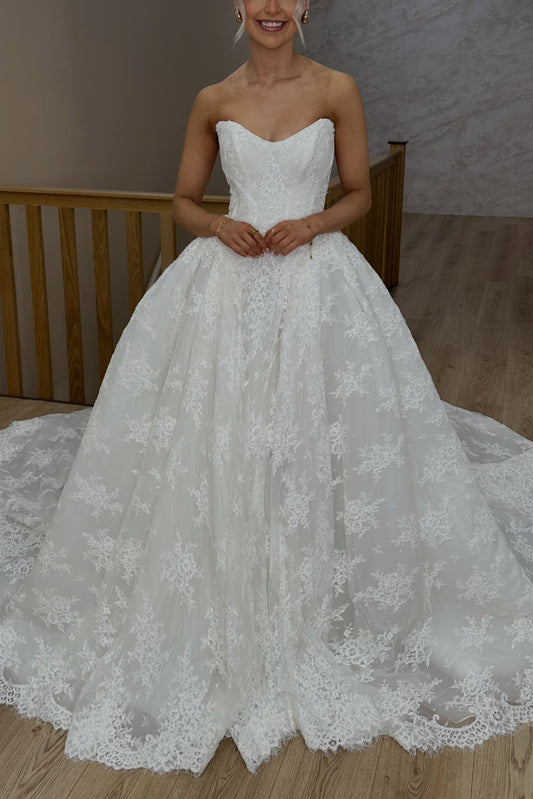 Strapless Sweetheart Lace Ball Gown Wedding Dress