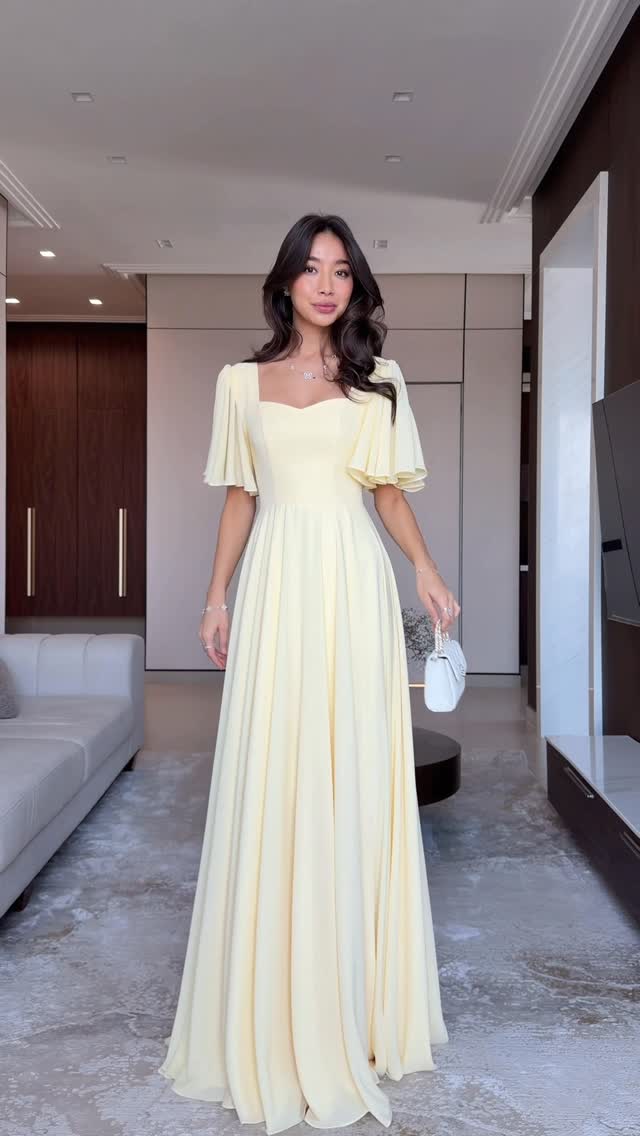 Flutter Sleeve Sweetheart Maxi Dress