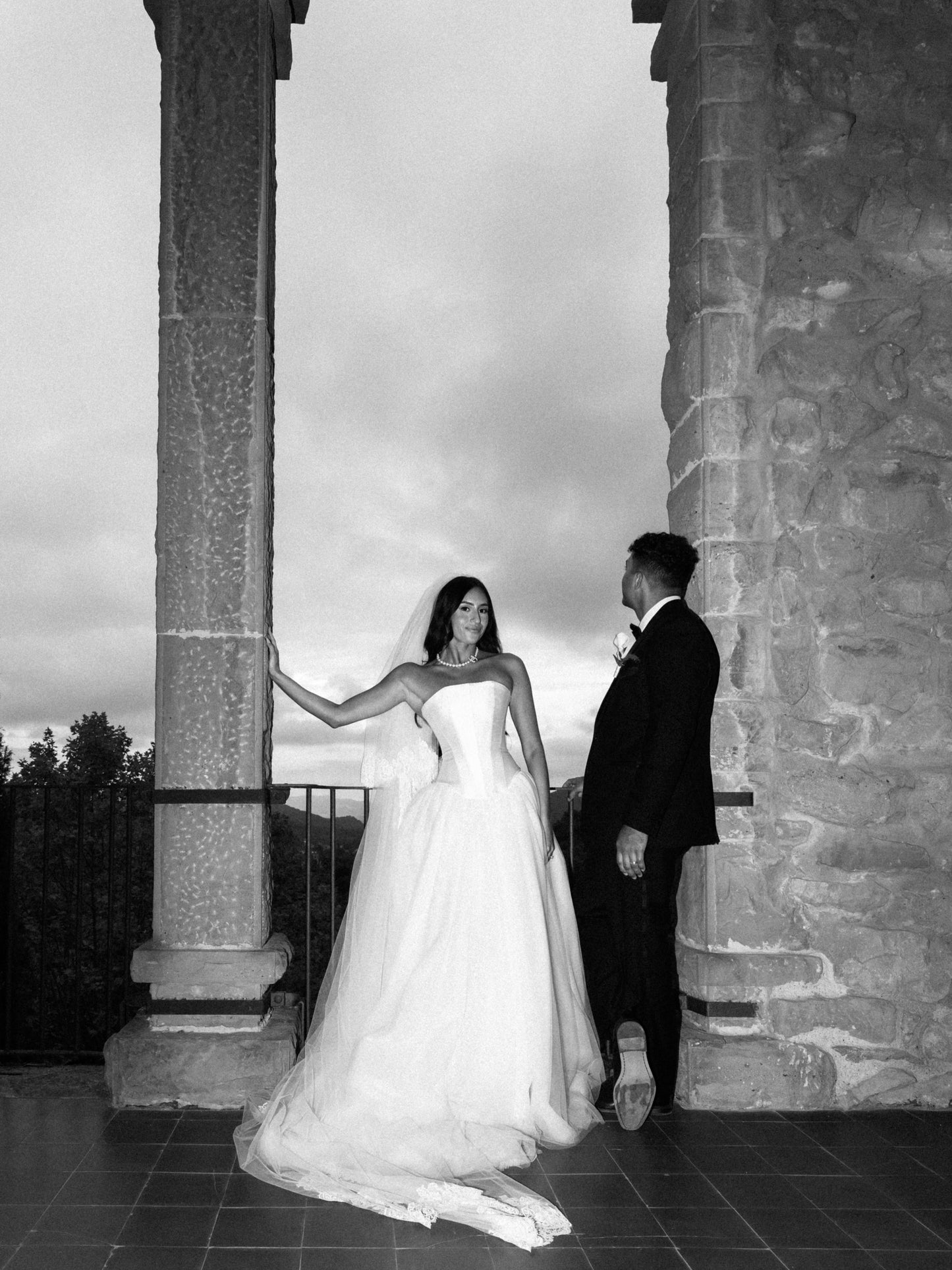 Strapless Corset Ball Gown Tulle Wedding Dress