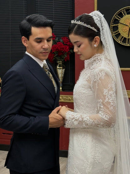 Long Sleeve Lace A-Line Wedding Dress with Train