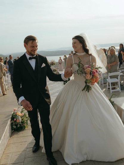Sleeveless Square Neck Ball Gown Wedding Dress