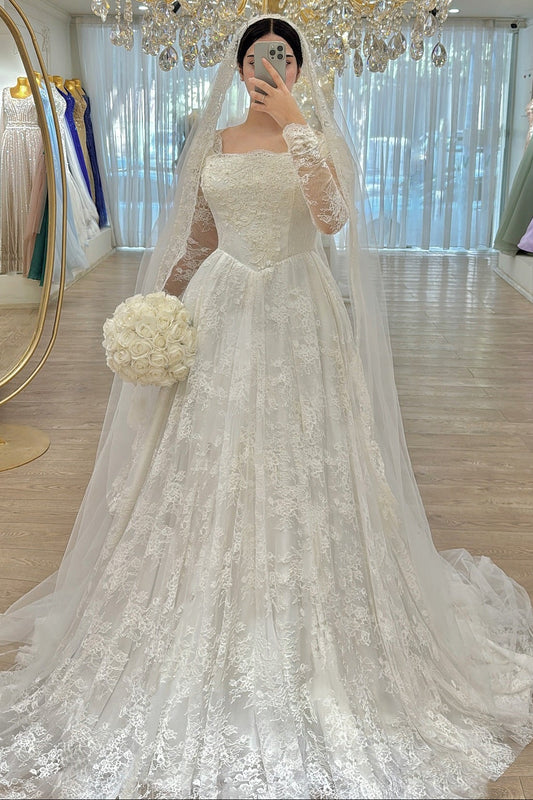 Scalloped Square Neck Lace Long Sleeve Wedding Dress