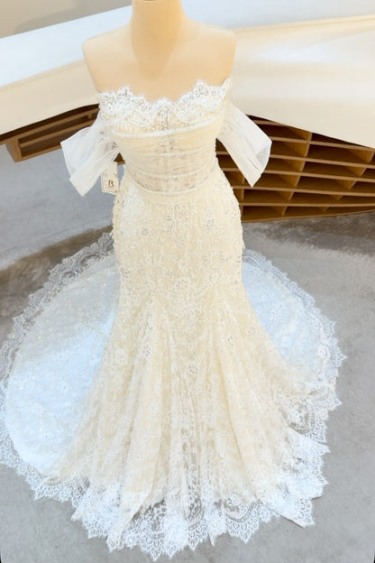 Lace Off-the-Shoulder Mermaid Wedding Dress