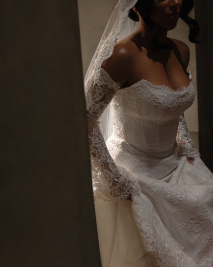 Off-Shoulder Lace Mermaid Wedding Dress with Train