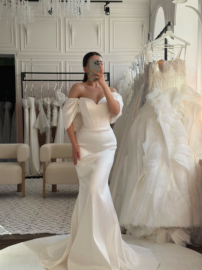 Corset Mermaid Wedding Dress with Drape Sleeves