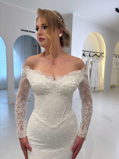 Off-the-Shoulder Long Sleeve Lace Mermaid Wedding Dress