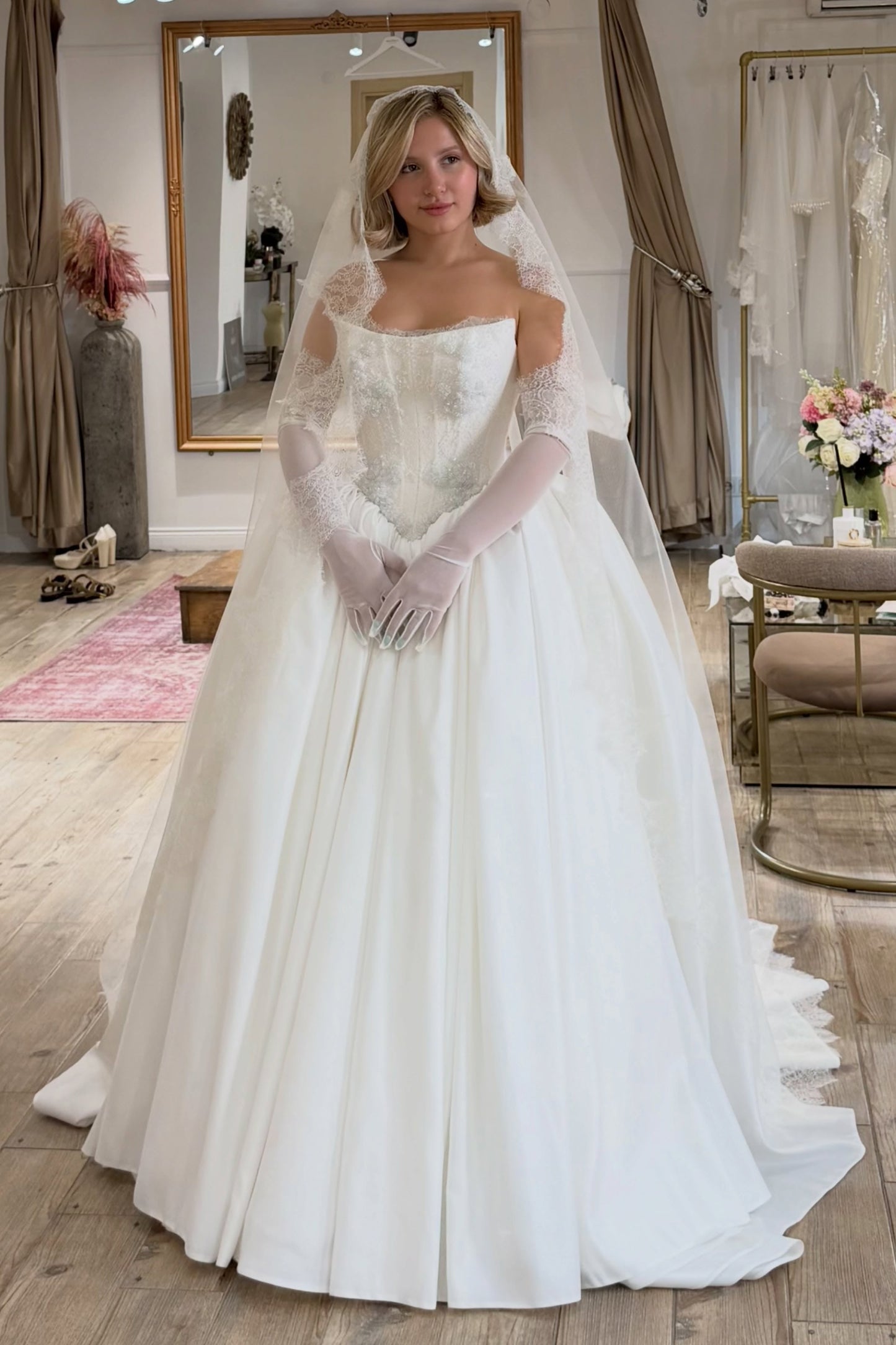 Corset Ball Gown Wedding Dress with Basqued Waist