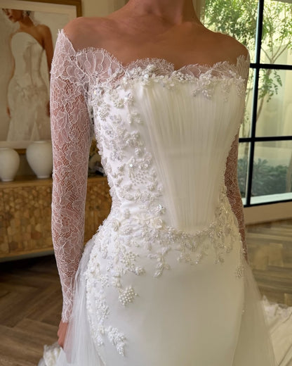 Off-the-Shoulder Lace Mermaid Wedding Dress