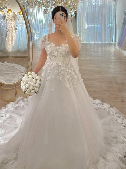 3D Floral Applique Tulle A-Line Wedding Dress