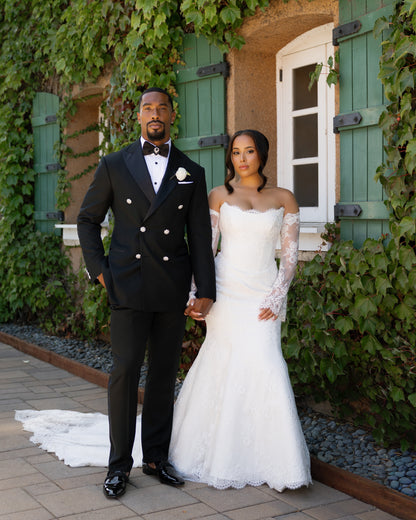 Off-Shoulder Lace Mermaid Wedding Dress with Train