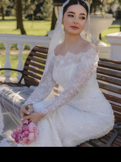 Off-Shoulder Lace Mermaid Wedding Dress with Long Sleeves