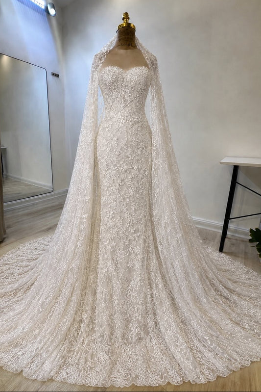 Sweetheart Mermaid Lace Wedding Dress with Cape