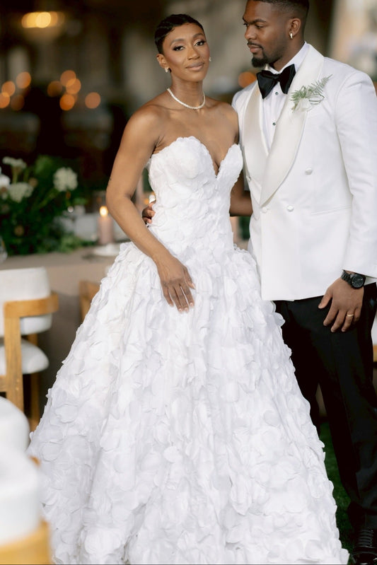 Strapless Ruffled Ball Gown Wedding Dress