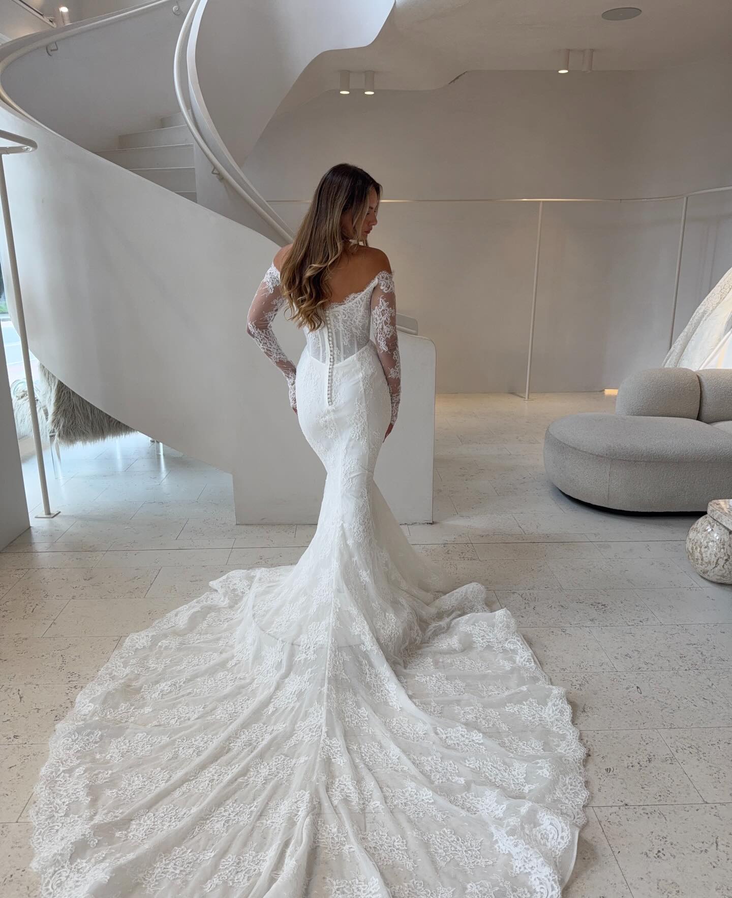 Corset Lace Mermaid Bridal Gown with Train