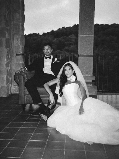 Strapless Corset Tulle Ball Gown Wedding Dress