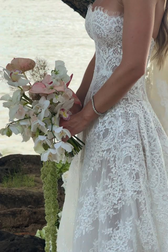 Strapless Lace A-Line Wedding Dress with Train