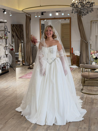 Corset Ball Gown Wedding Dress with Basqued Waist