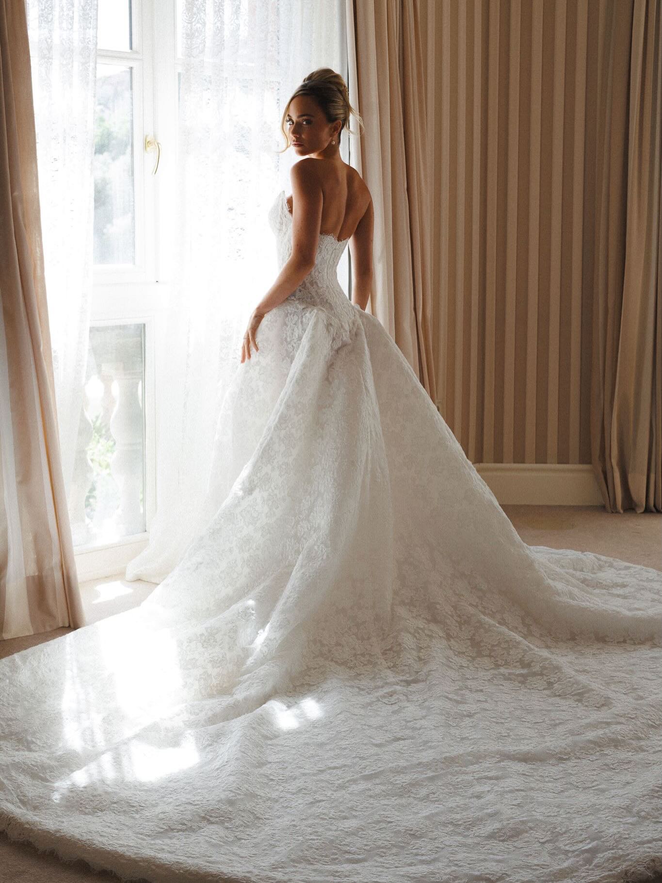 Strapless Sweetheart Lace A-Line Wedding Dress