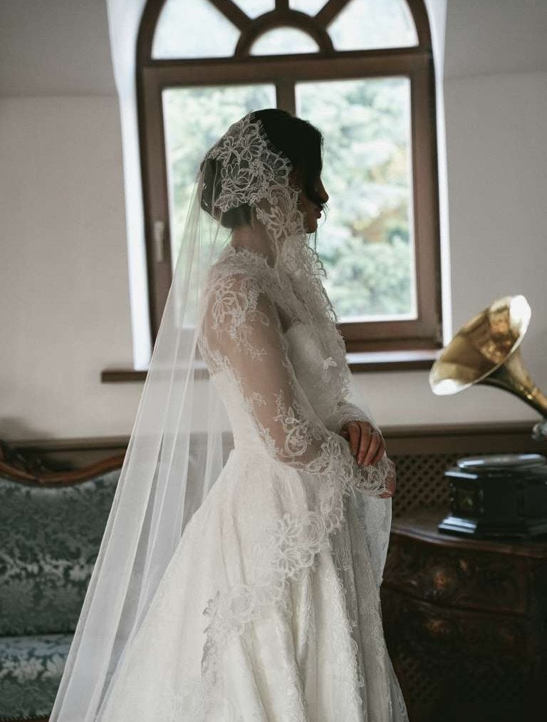 Elegant High-Neck Lace A-Line Wedding Dress