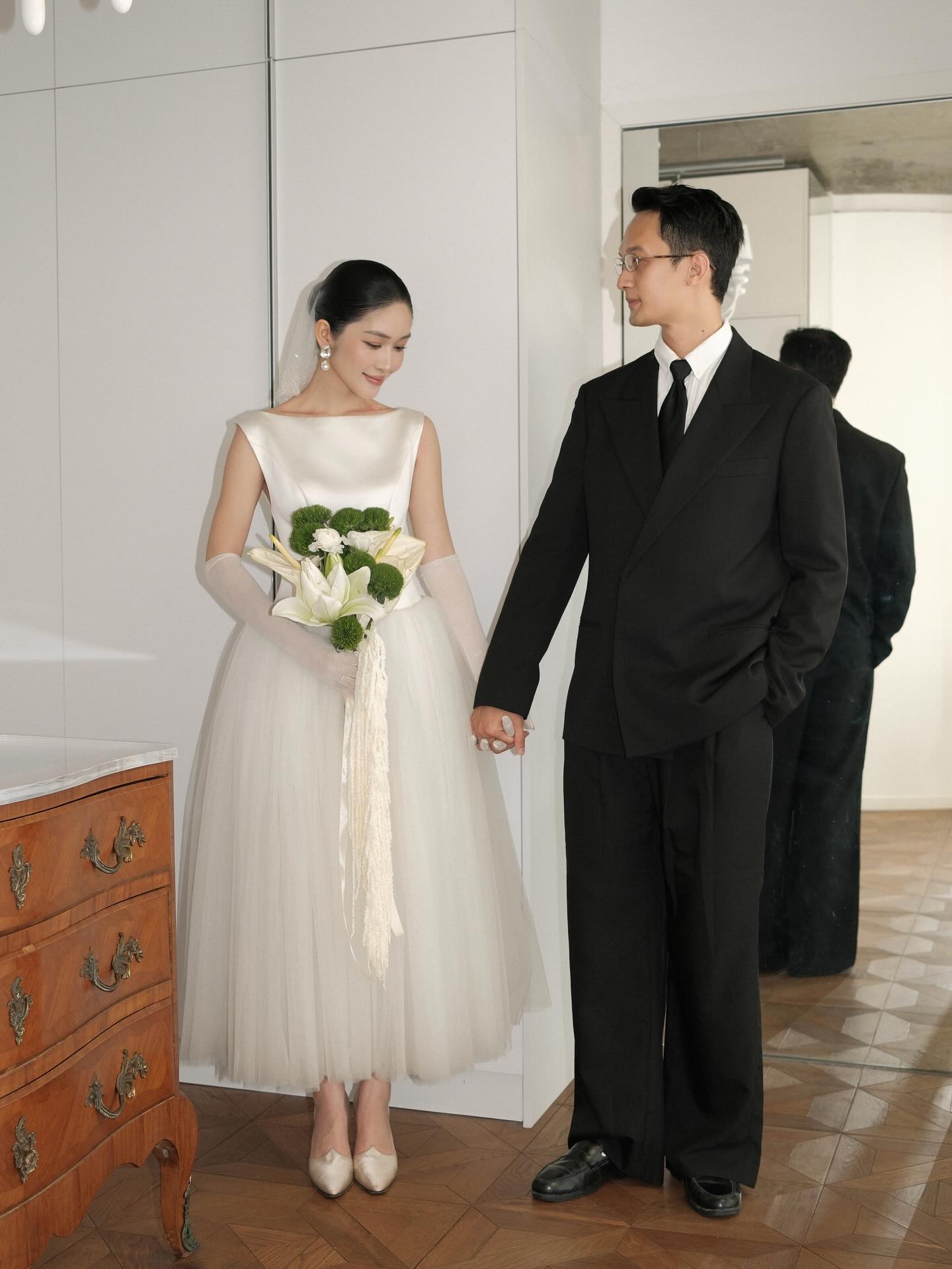 Bateau Neck Satin and Tulle Ball Gown Wedding Dress
