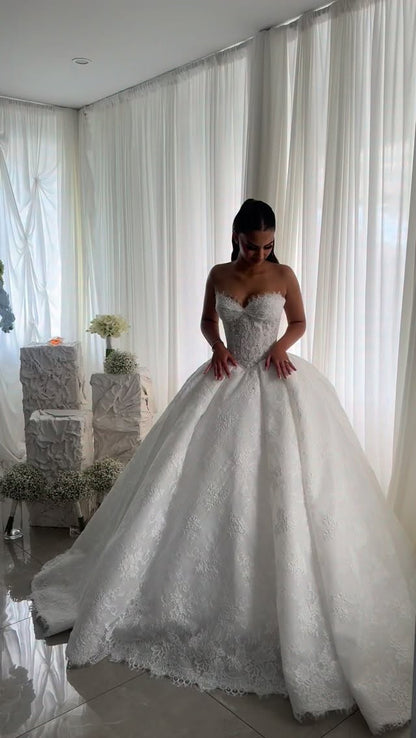 Strapless Sweetheart Lace Ball Gown Wedding Dress