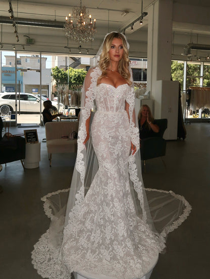 Off-the-Shoulder Long Sleeve Lace Mermaid Wedding Dress