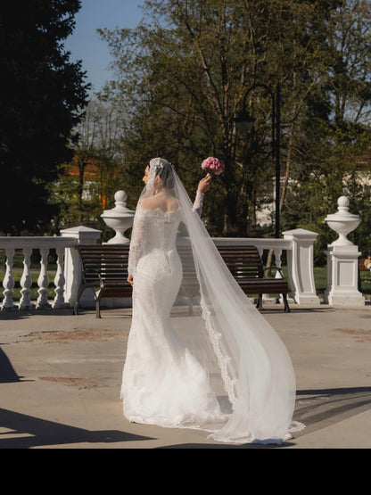 Off-Shoulder Lace Mermaid Wedding Dress with Long Sleeves