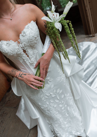 Strapless Sweetheart Lace Applique Mermaid Wedding Gown