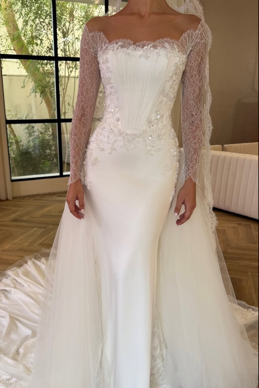 Off-the-Shoulder Lace Mermaid Wedding Dress