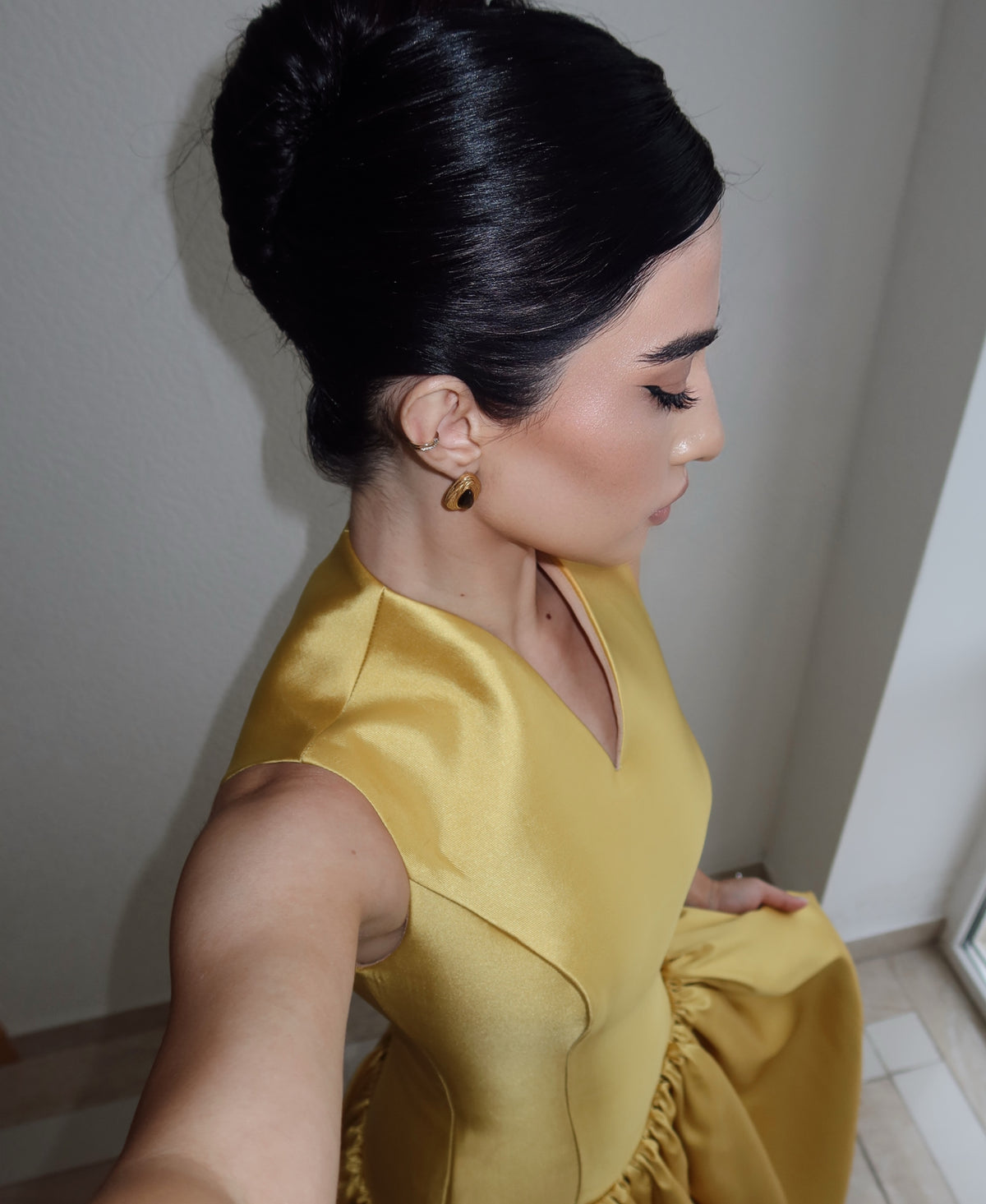 Sleeveless High-Low Bubble Skirt Evening Gown