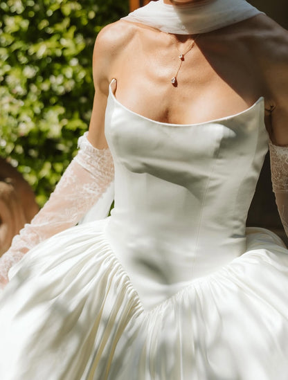 Off-Shoulder Lace Ball Gown Wedding Dress