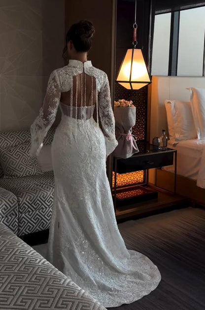 Long Sleeve Lace Mermaid Wedding Dress with Keyhole
