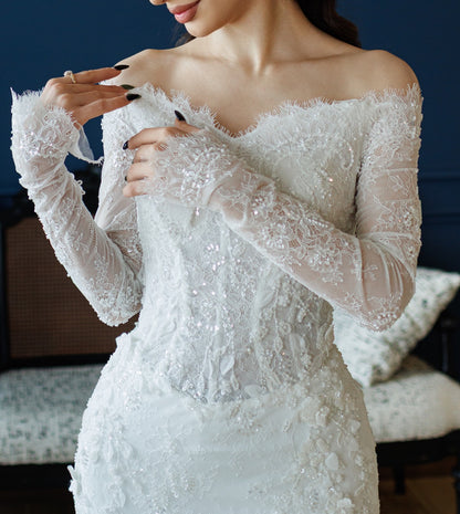 Off-the-Shoulder Lace Mermaid Wedding Dress