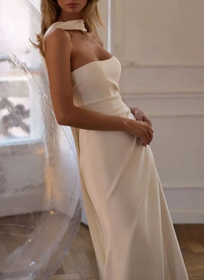 Minimalist Strapless Wedding Dress with Watteau Cape