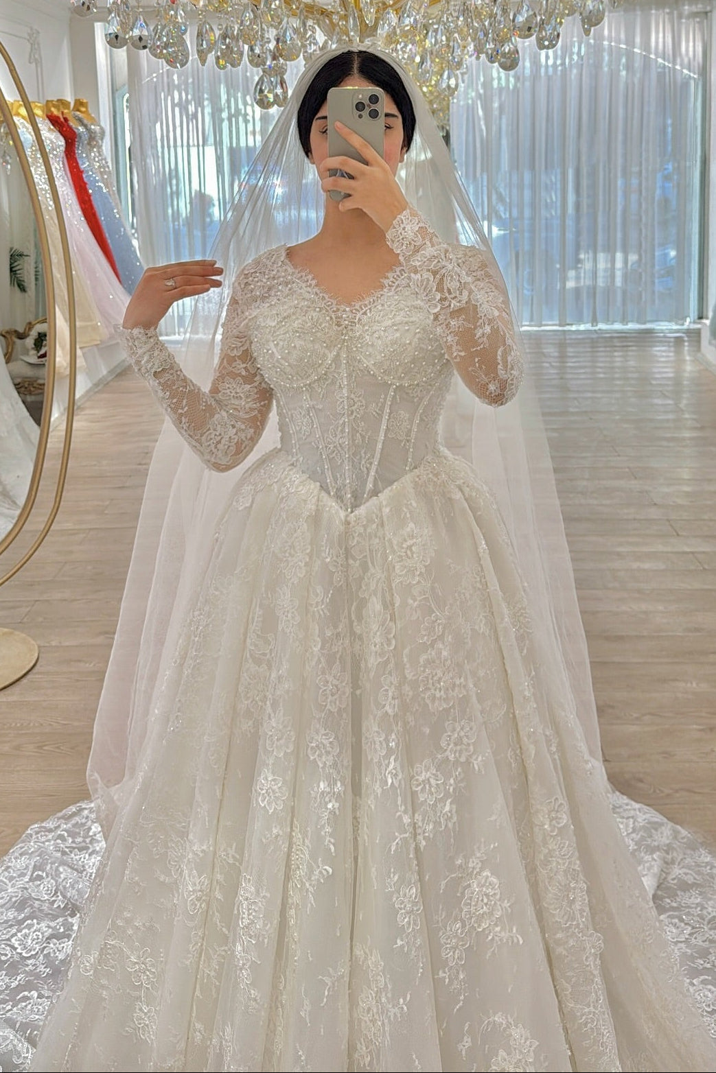 Corset Lace Ball Gown Wedding Dress with Long Sleeves