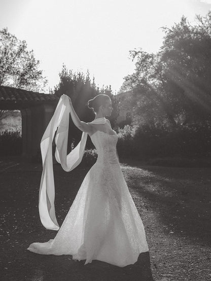 Lace Strapless Scoop Neck A-Line Wedding Dress