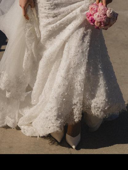 Off-Shoulder Lace Mermaid Wedding Dress with Long Sleeves
