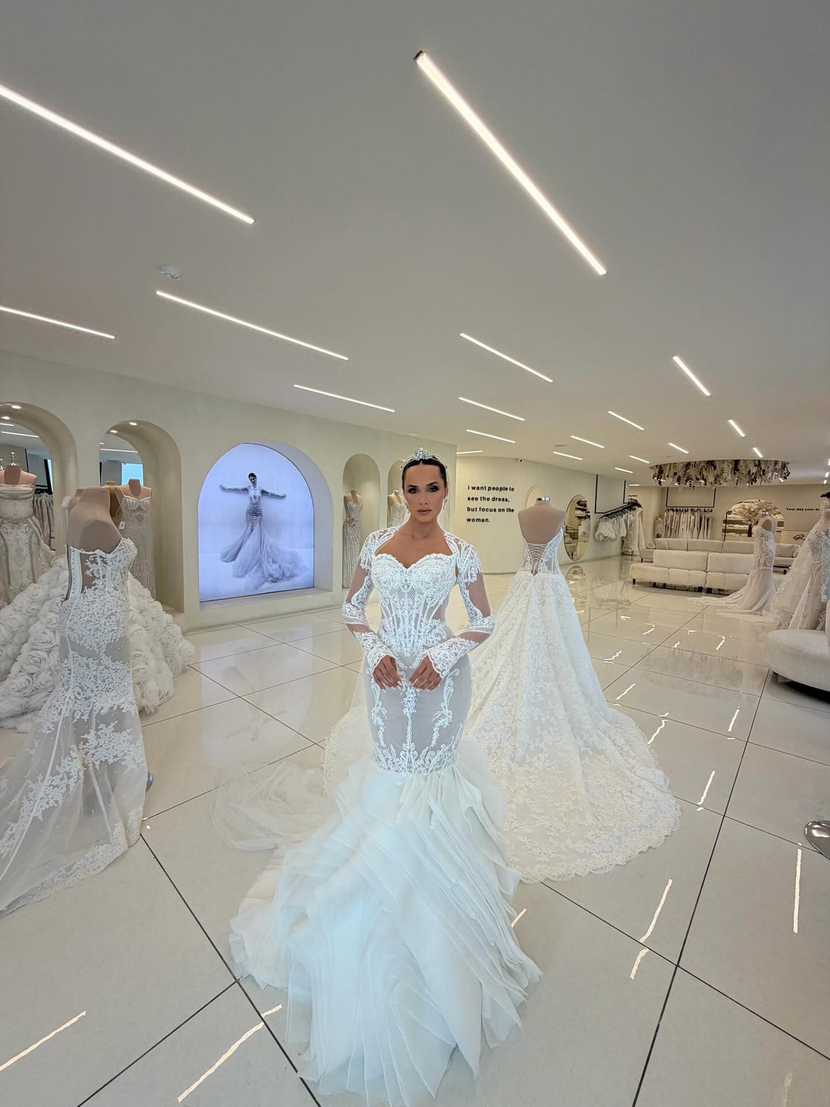 Lace Mermaid Wedding Dress with Ruffle Skirt