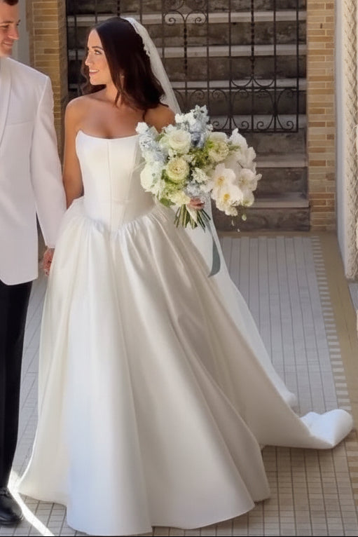 Square Neckline Satin Ball Gown Wedding Dress with Train