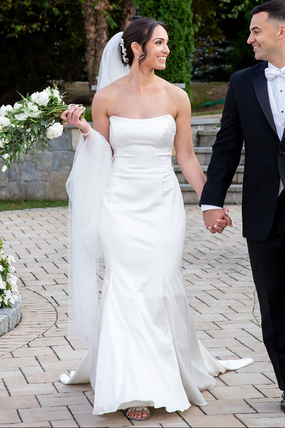 Strapless Straight Neck Fit and Flare Wedding Dress