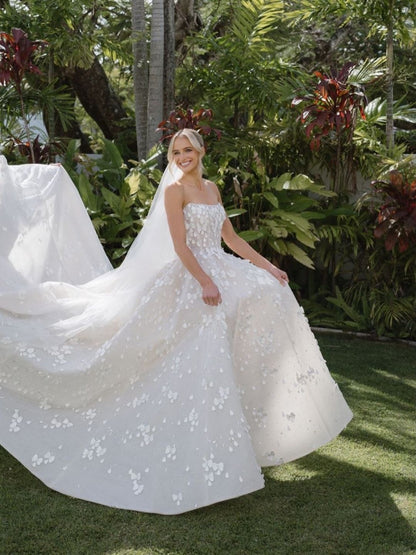 Strapless 3D Floral Applique Ball Gown Wedding Dress