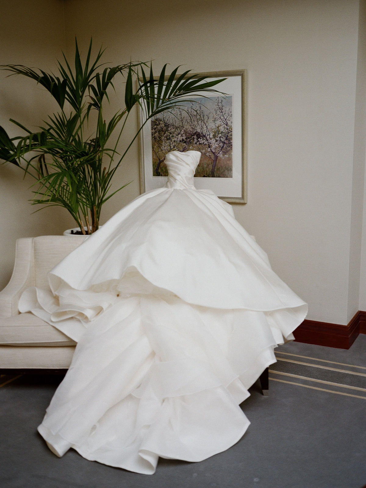 Strapless Ruched Bodice Ball Gown Wedding Dress