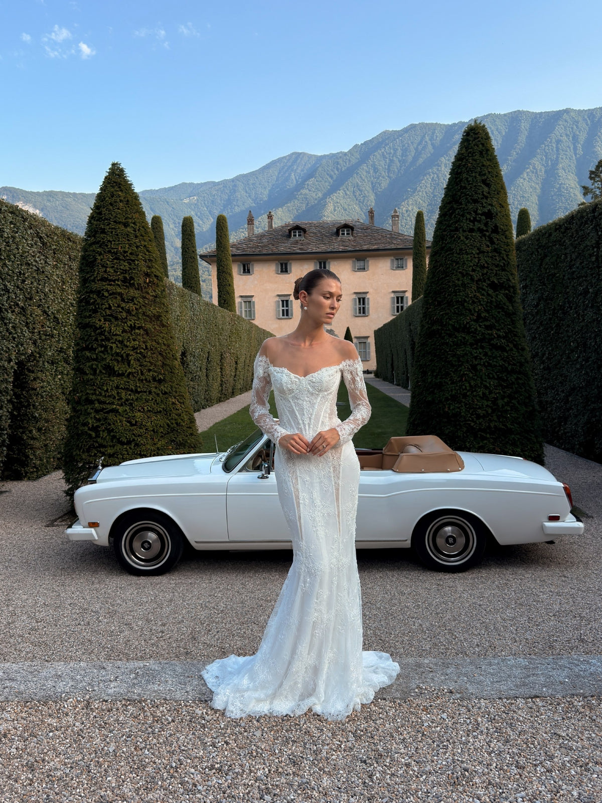 Lace Off-the-Shoulder Mermaid Wedding Dress