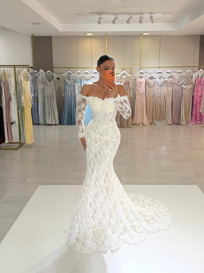 Lace Off-the-Shoulder Mermaid Wedding Dress
