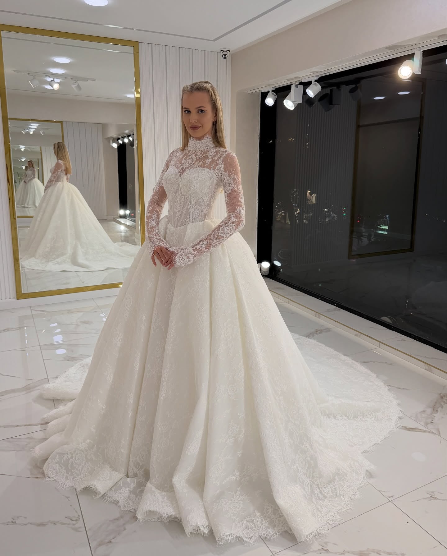 Corset Lace Long Sleeve Ball Gown Wedding Dress