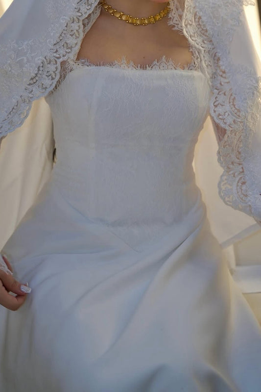 Romantic Corset A-Line Wedding Dress with Lace