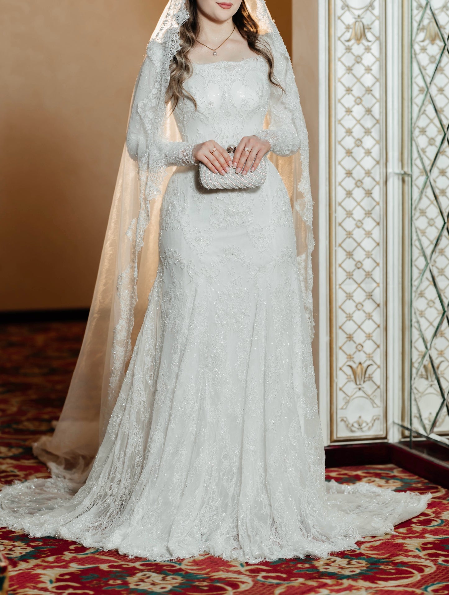 Square Neck Long Sleeve Lace Trumpet Wedding Dress