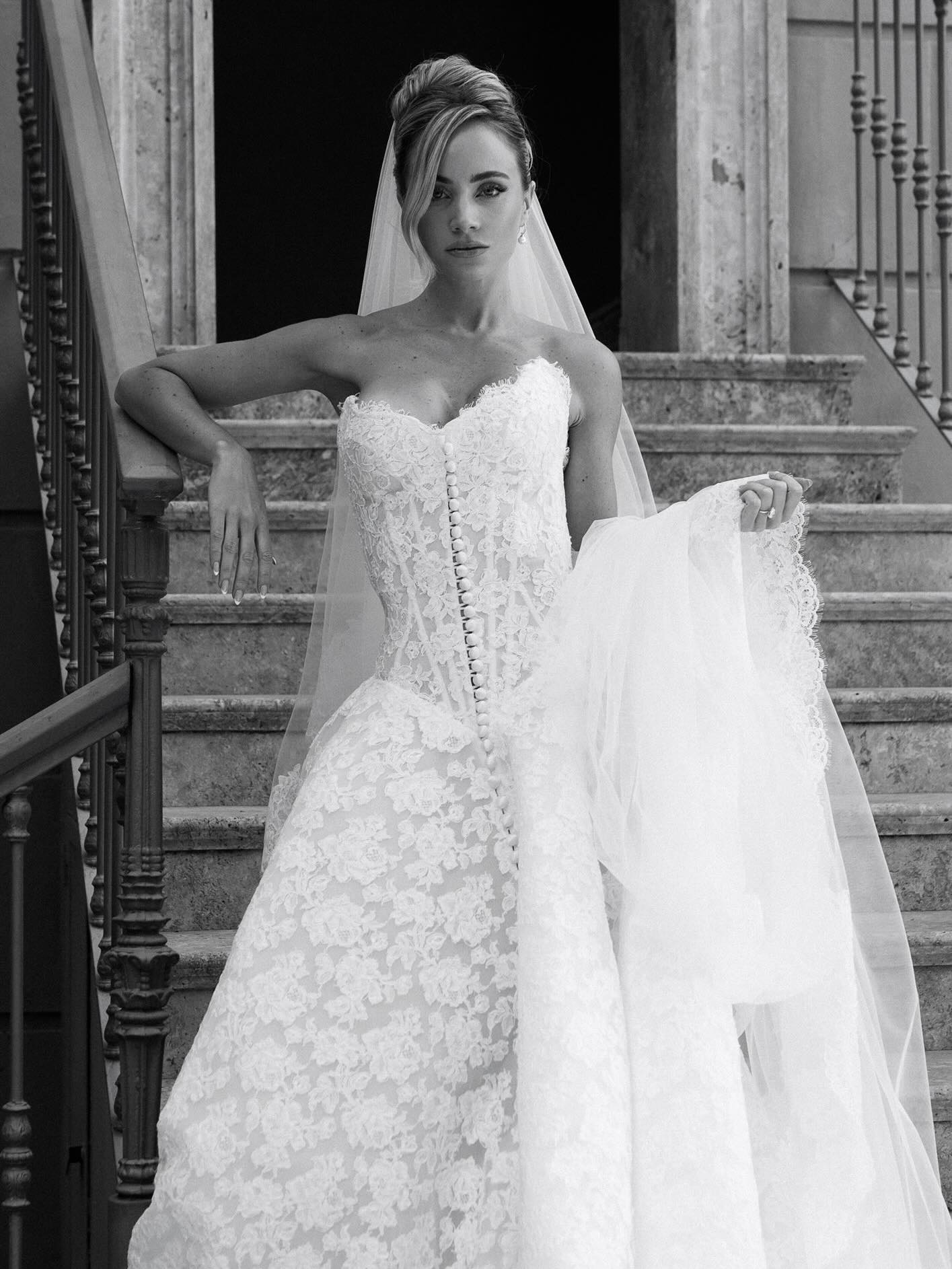 Strapless Sweetheart Lace A-Line Wedding Dress