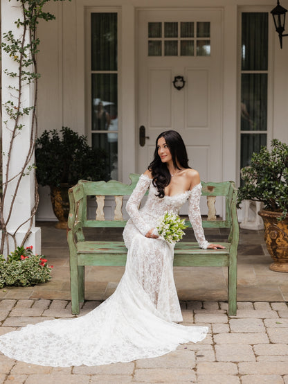 Off-the-Shoulder Lace Mermaid Wedding Dress
