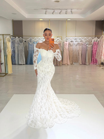 Lace Off-the-Shoulder Mermaid Wedding Dress